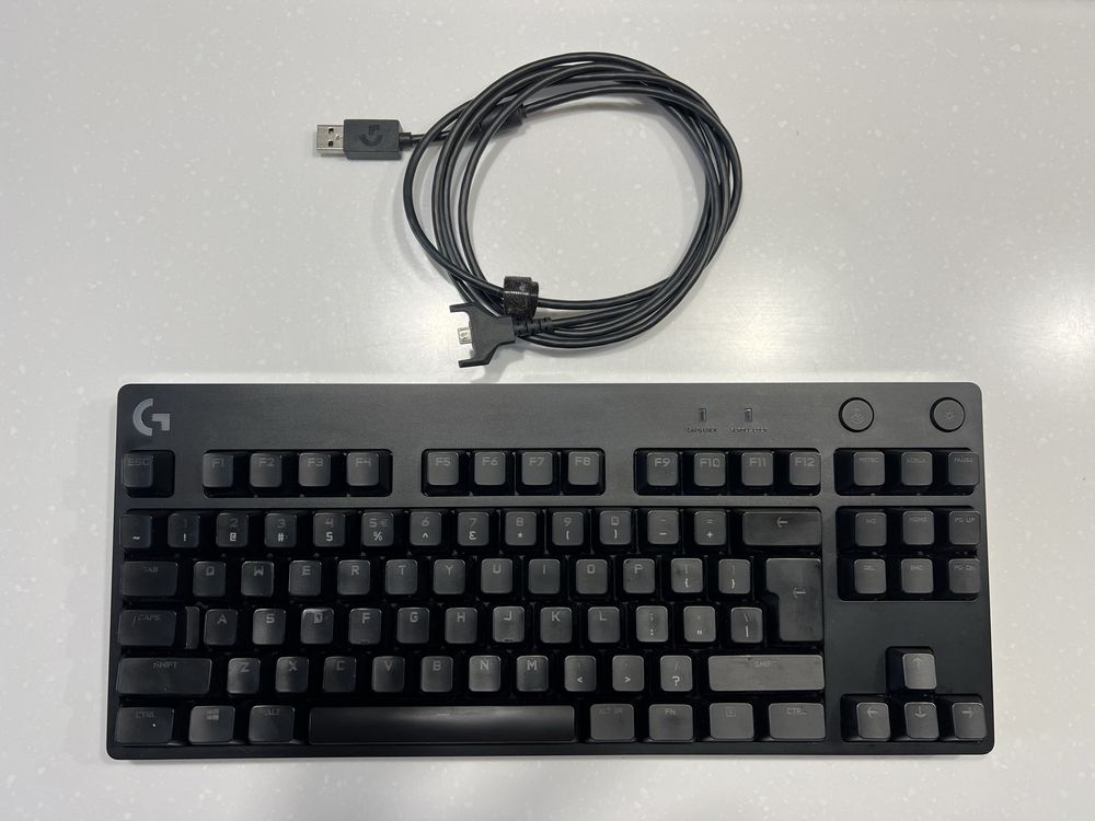 Кастом клавіатура logitech g pro (змащена і зашумлена)