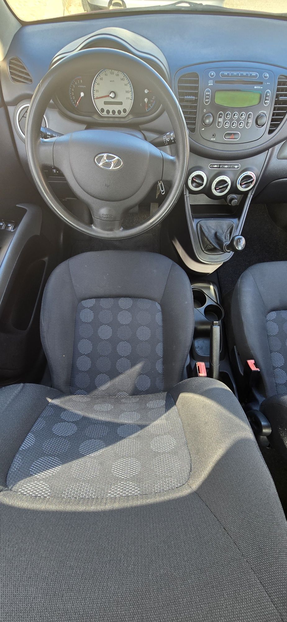 Vendo hyunday I10 em bom estado, bateria nova revisão feita--revisão f