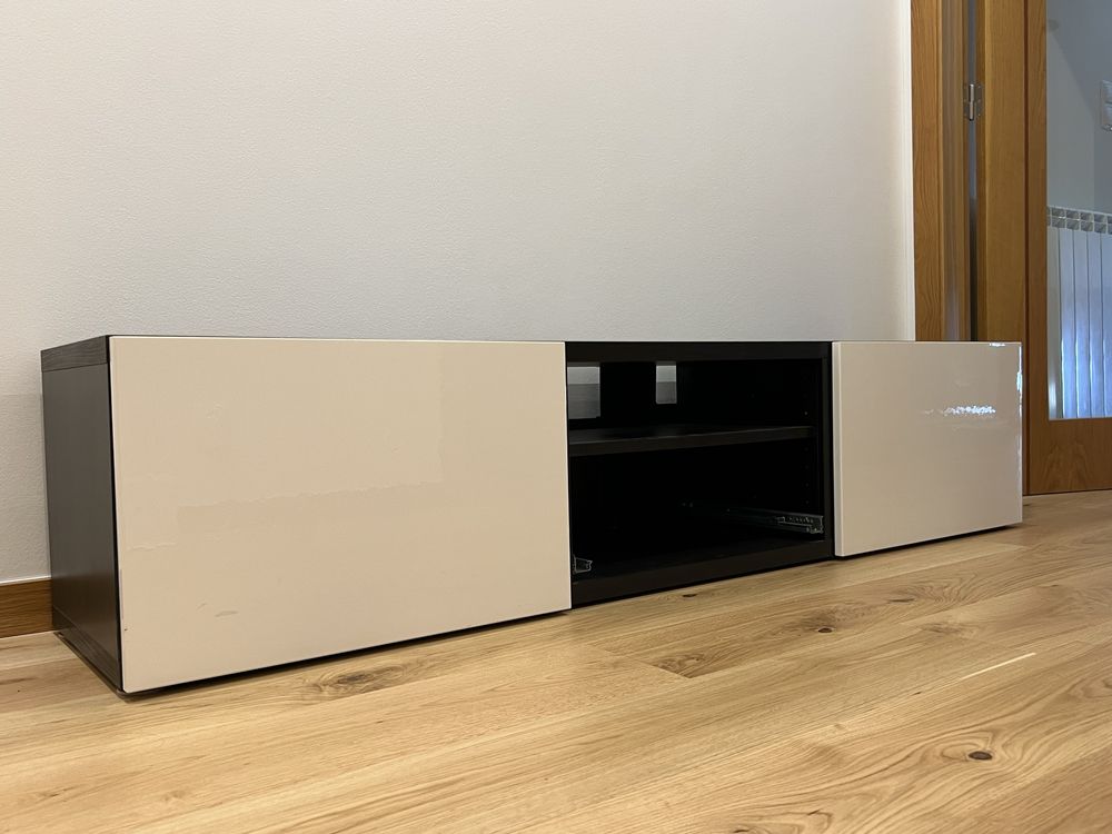 Movel TV IKEA Besta
