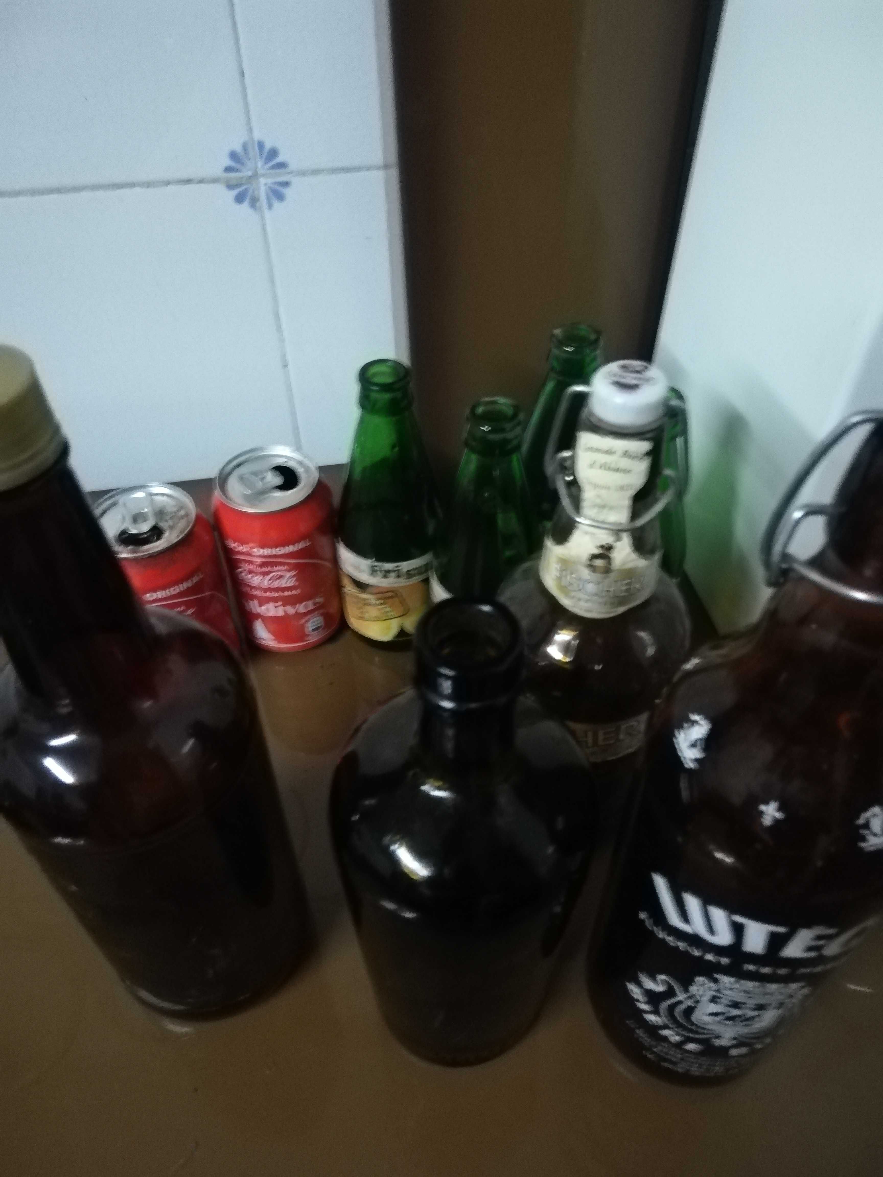 Garrafas antigas frisumo