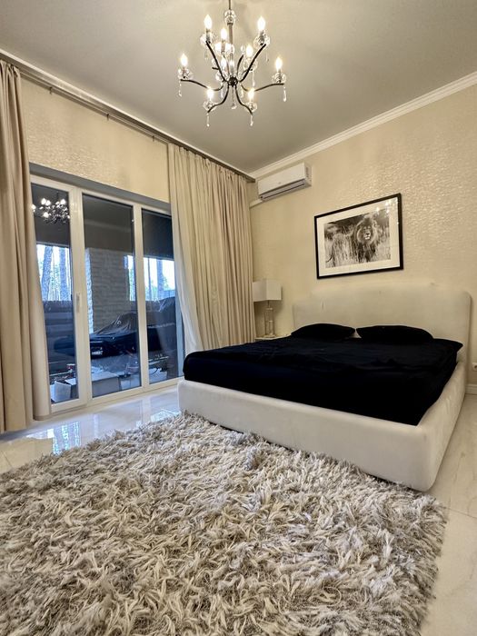 Лісова Буча, продаж будинку з ремонтом 200 м2 на 9 сотках землі