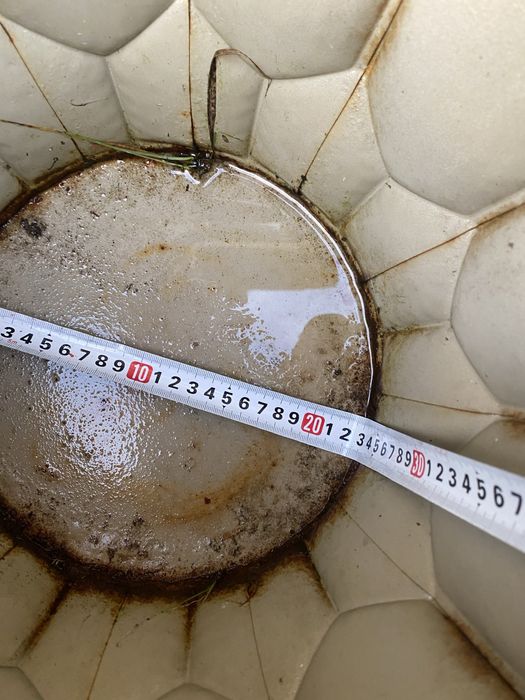 Metalowa duża osłonka doniczka na nóżkach