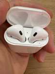 Airpods оригинал в хорошем состоянии