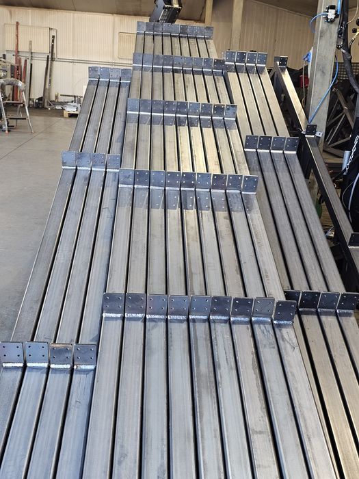 Hala magazyn garaż konstrukcja kratownice dźwigary slupy 10x20x4