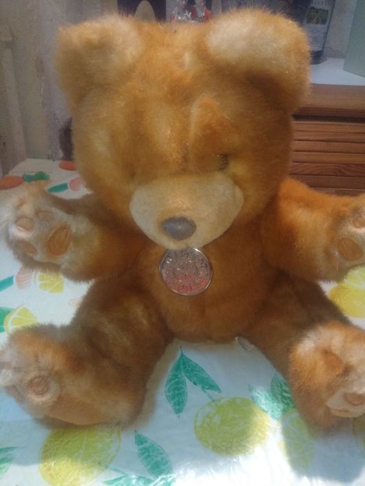 Vários peluches uns de banda desenhada