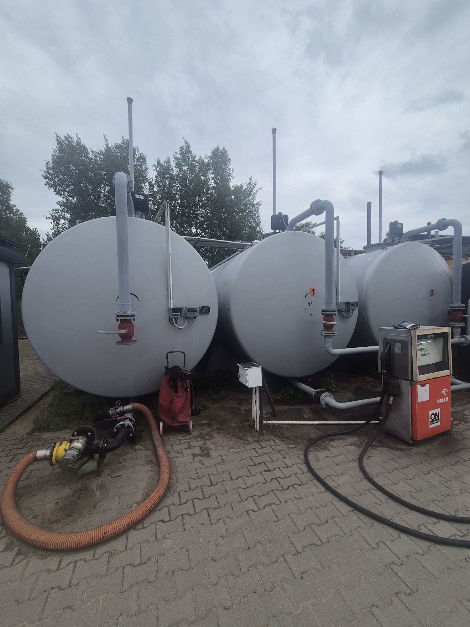 Zbiorniki 60000l dwuplaszczowe