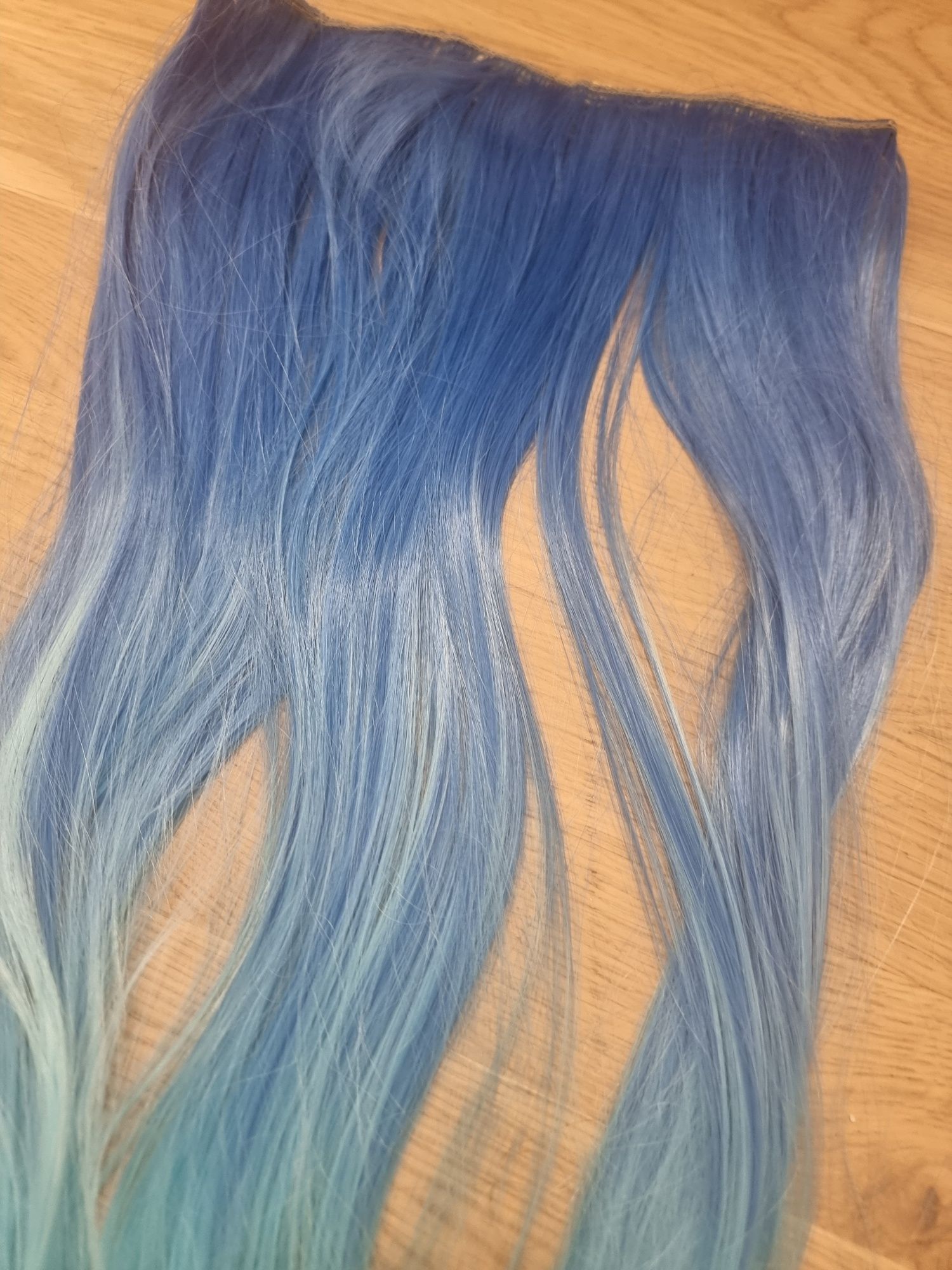 Włosy do przedłużania niebieskie na clipanach