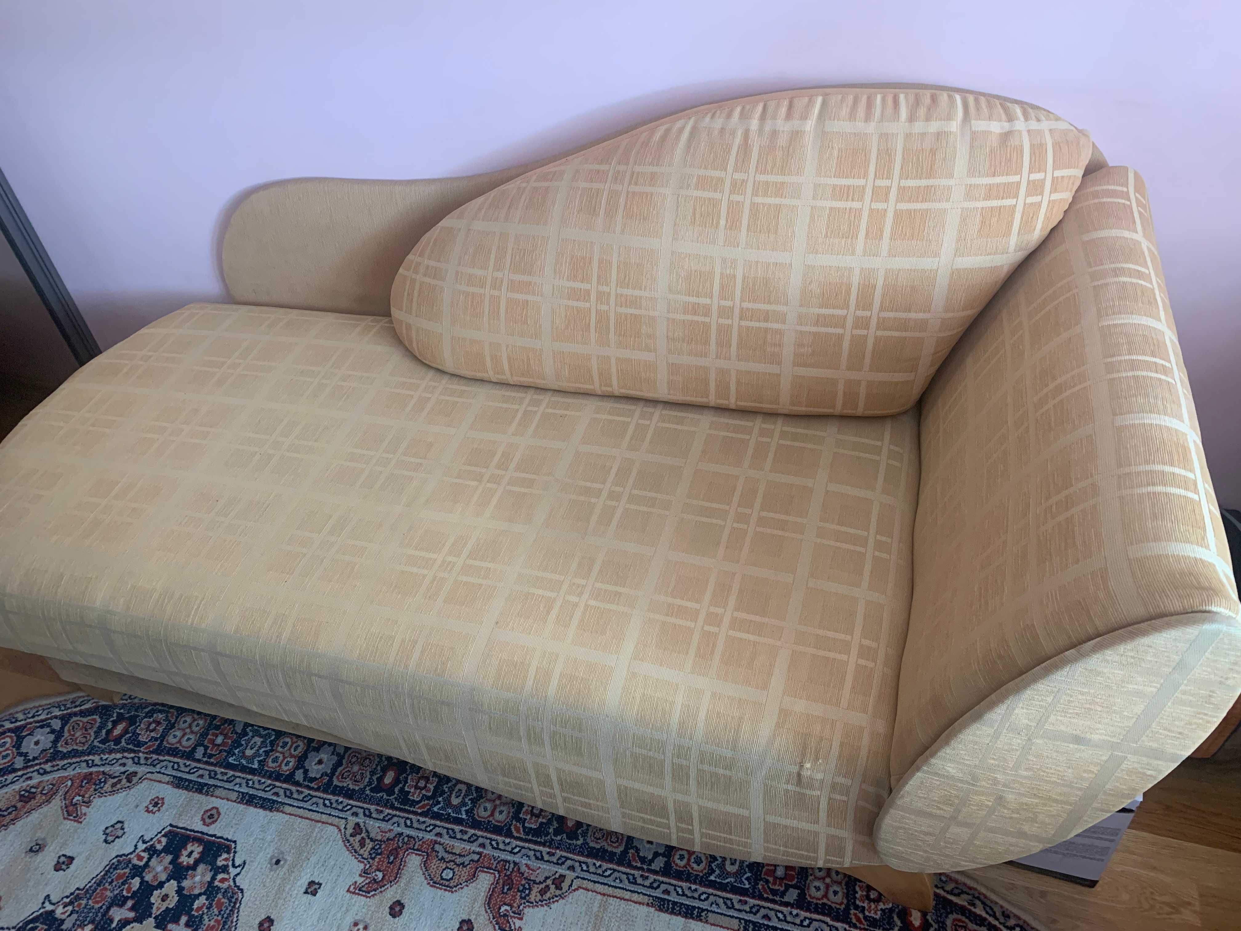 Sofa jednoosobowa Nel z Meblotapu Poj.na pościel reg. zagłówek