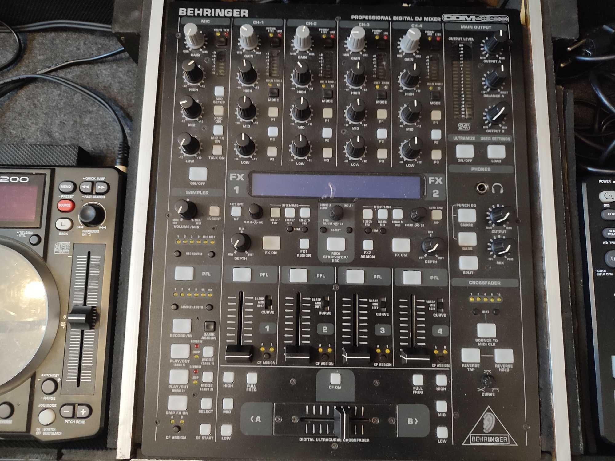 Konsola dj denon DN-S1200, behringer DDM4000 + case na kółkach