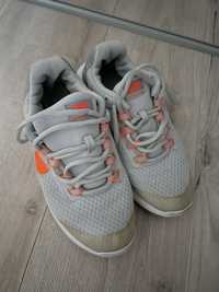 Кроссовки Nike lunarconverge женские