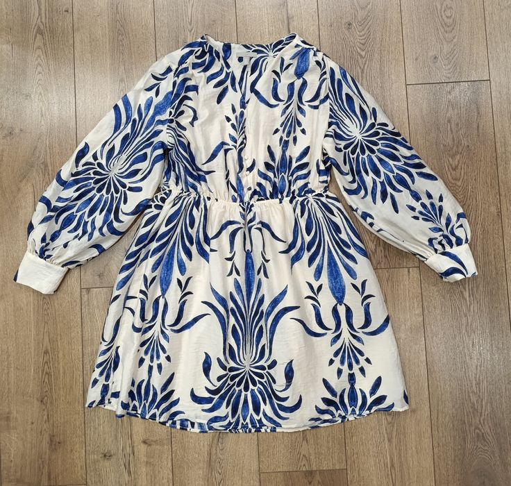 Жіноча сукня бренду H&M