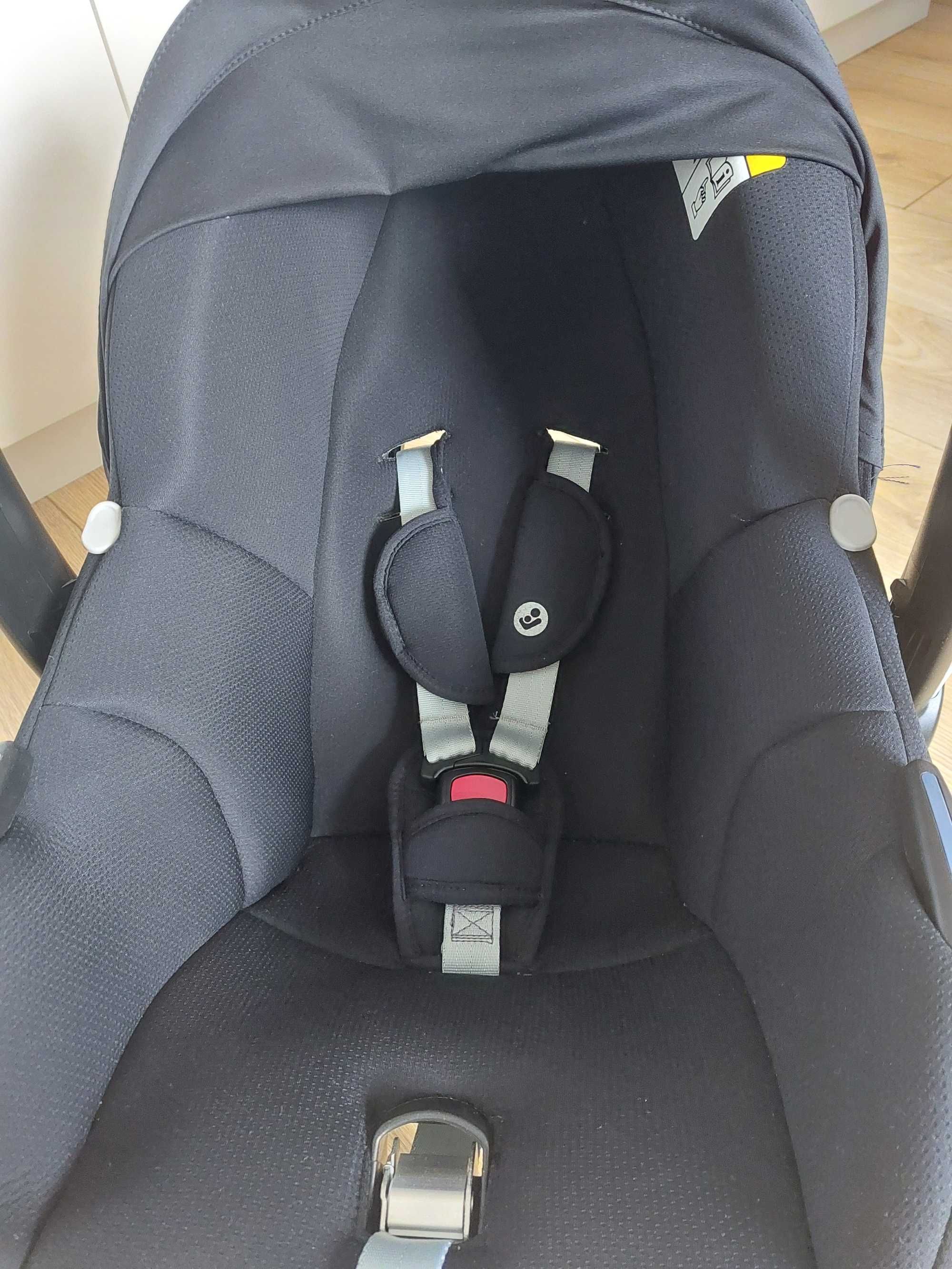 Foletik Maxi Cosi CabrioFix i-Size z bazą