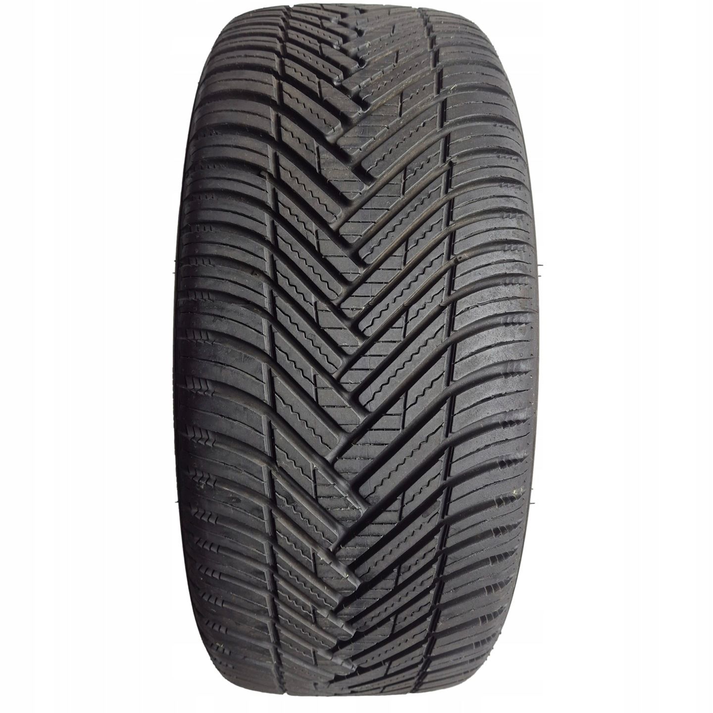 Hankook kinergy 4S2 225/45 R17 94W 8mm 2024