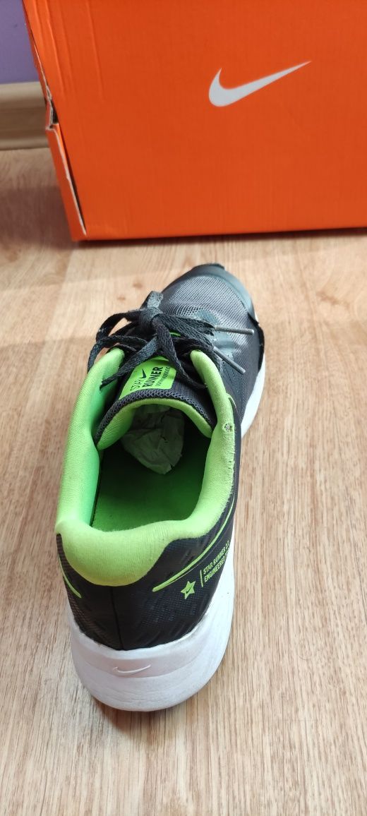 Nike buty chłopięce sportowe rozmiar 38