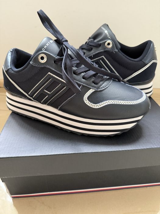 Sneakresy ,trampki Tommy Hilfiger roz.38