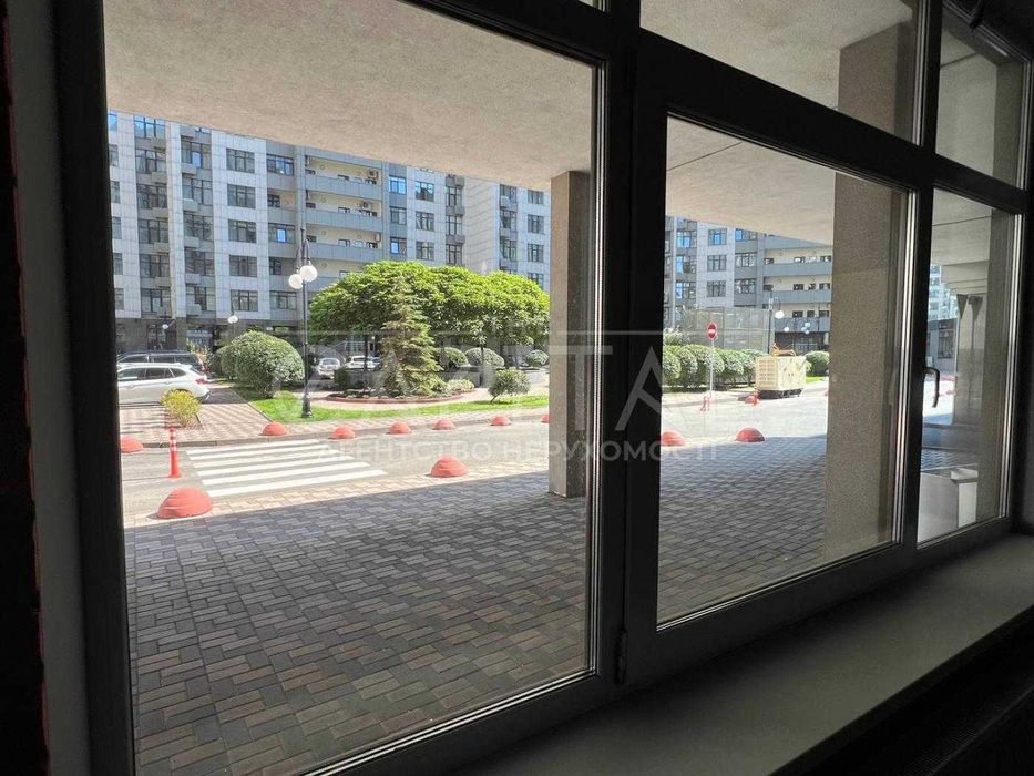 Оренда Новопечерські Липки Фасадне приміщення