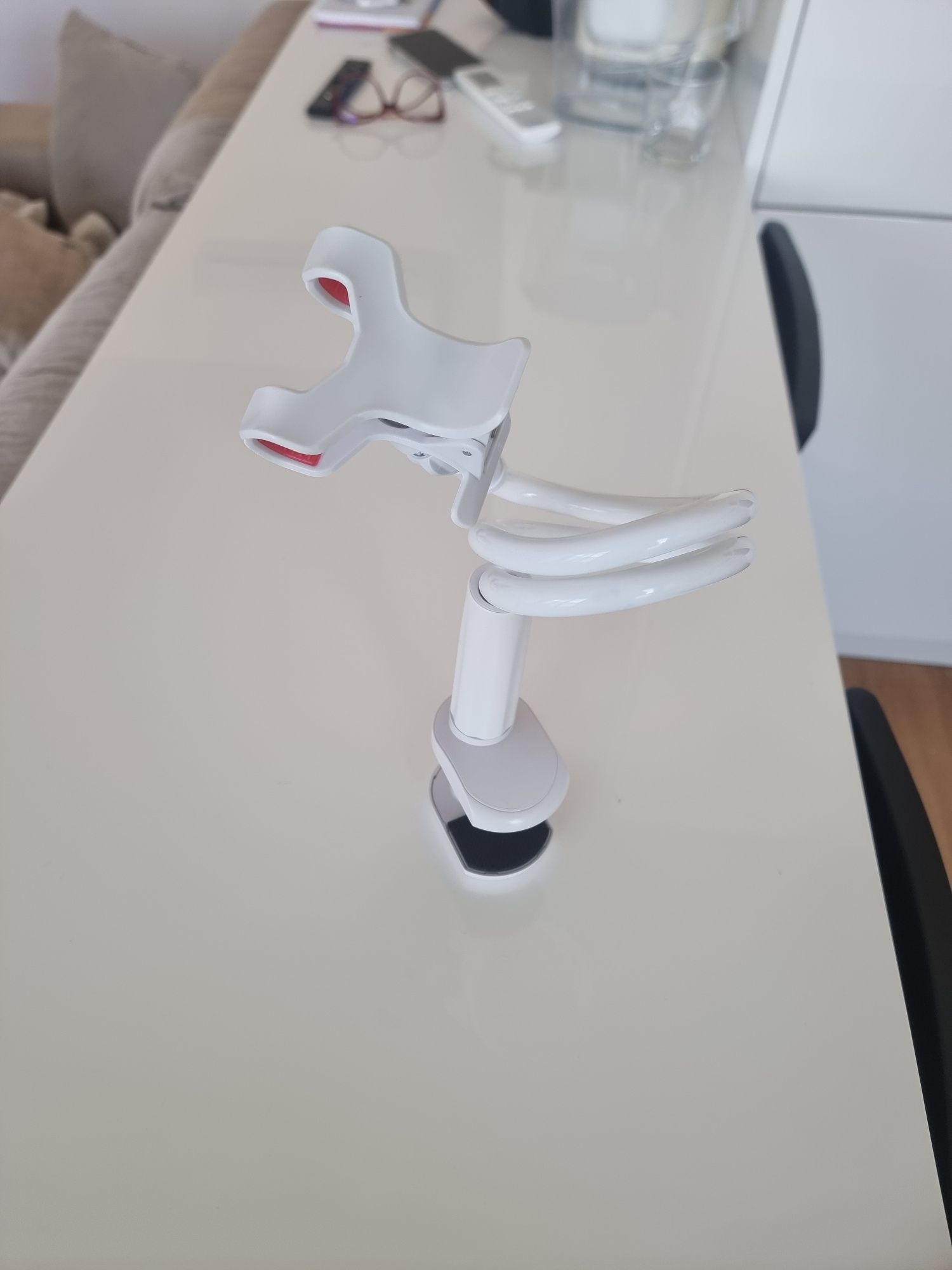 Suporte genérico para telemóvel