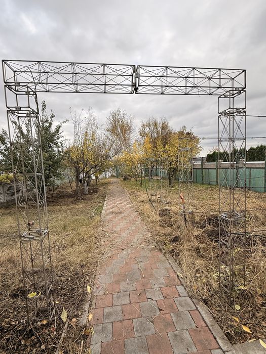 Дом в Ямбурге со своим берегом