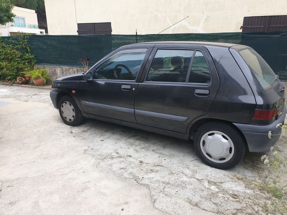 Renault Clio 1.0 Gasolina 1997 – Económico, Fiável e Inspeção em Dia