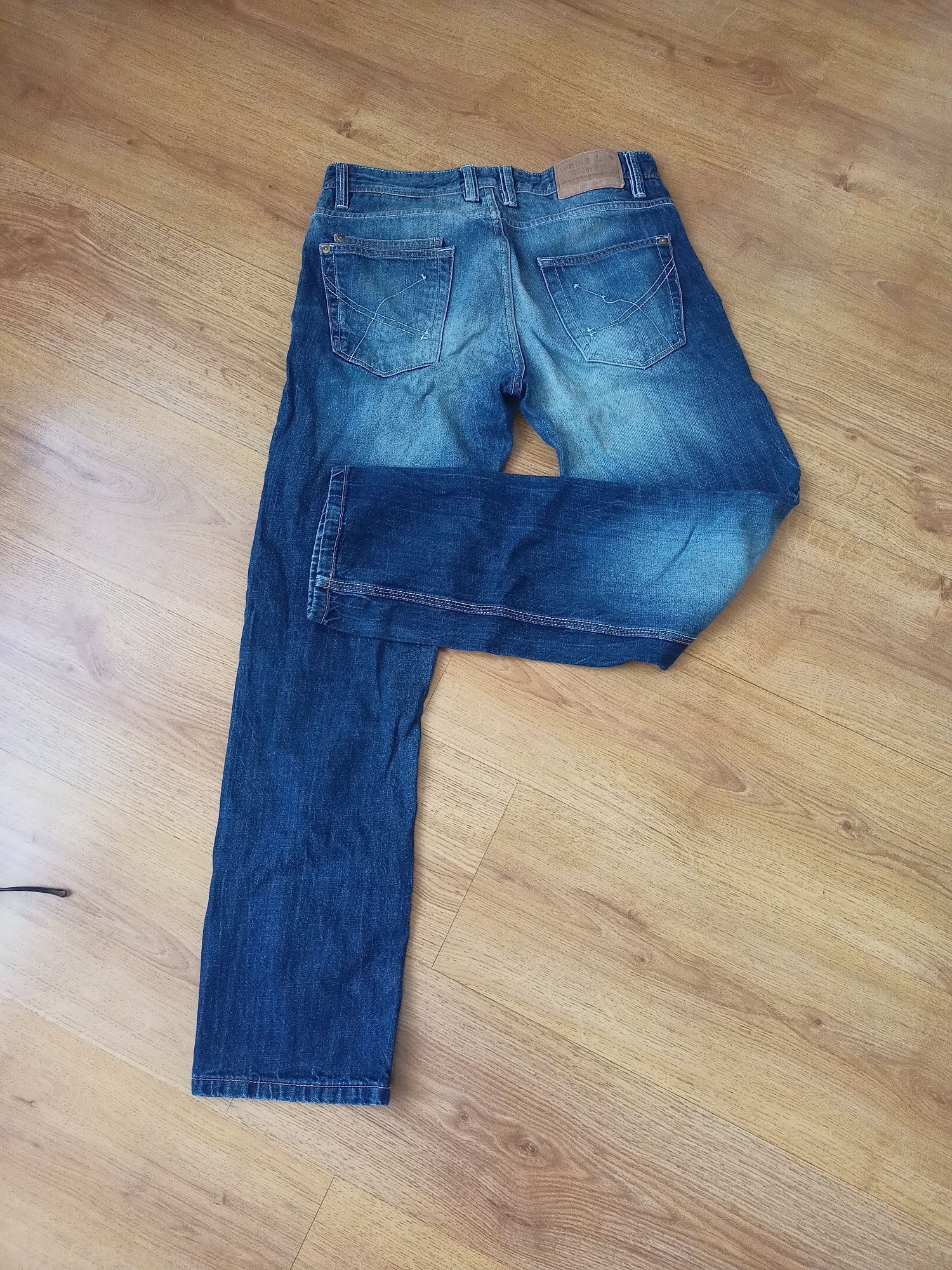 Spodnie jeans meskie 30