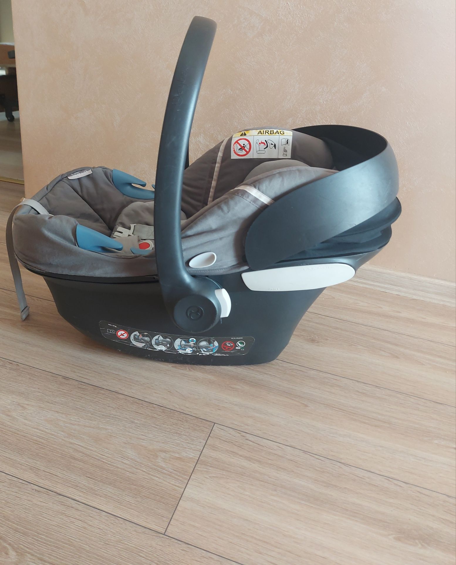 Fotelik Cybex z bazą Isofix