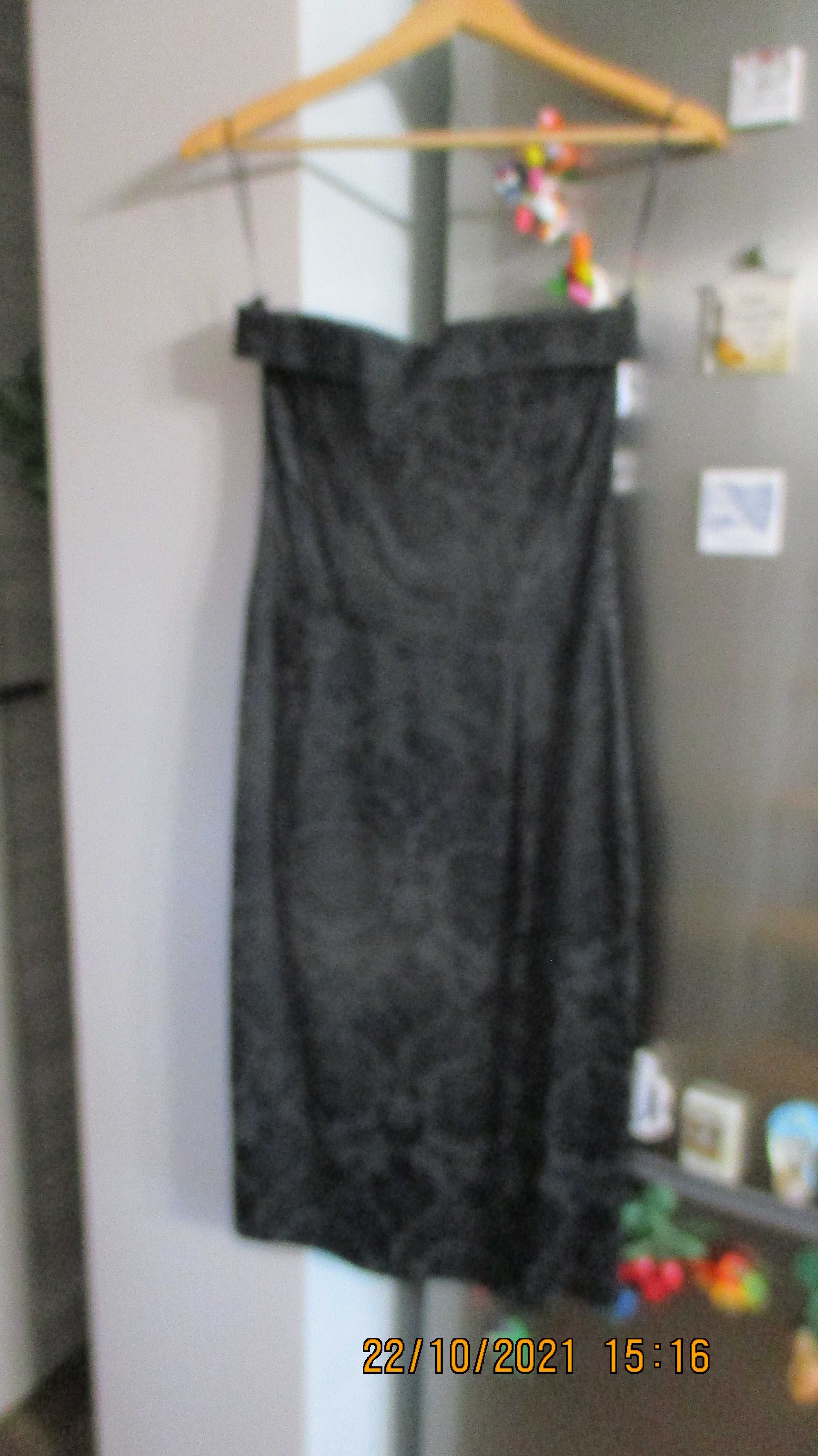 sukienka "mała czarna"