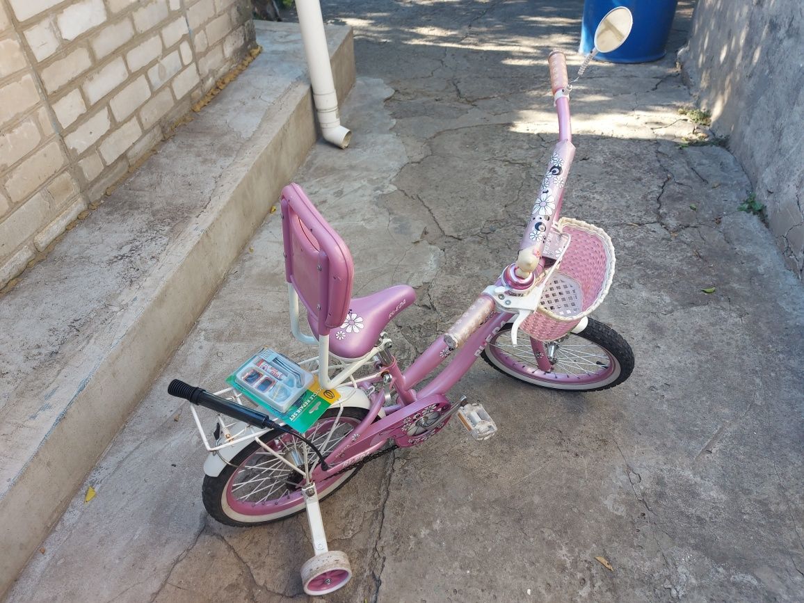 Продам дитячий велосипед Rueda.