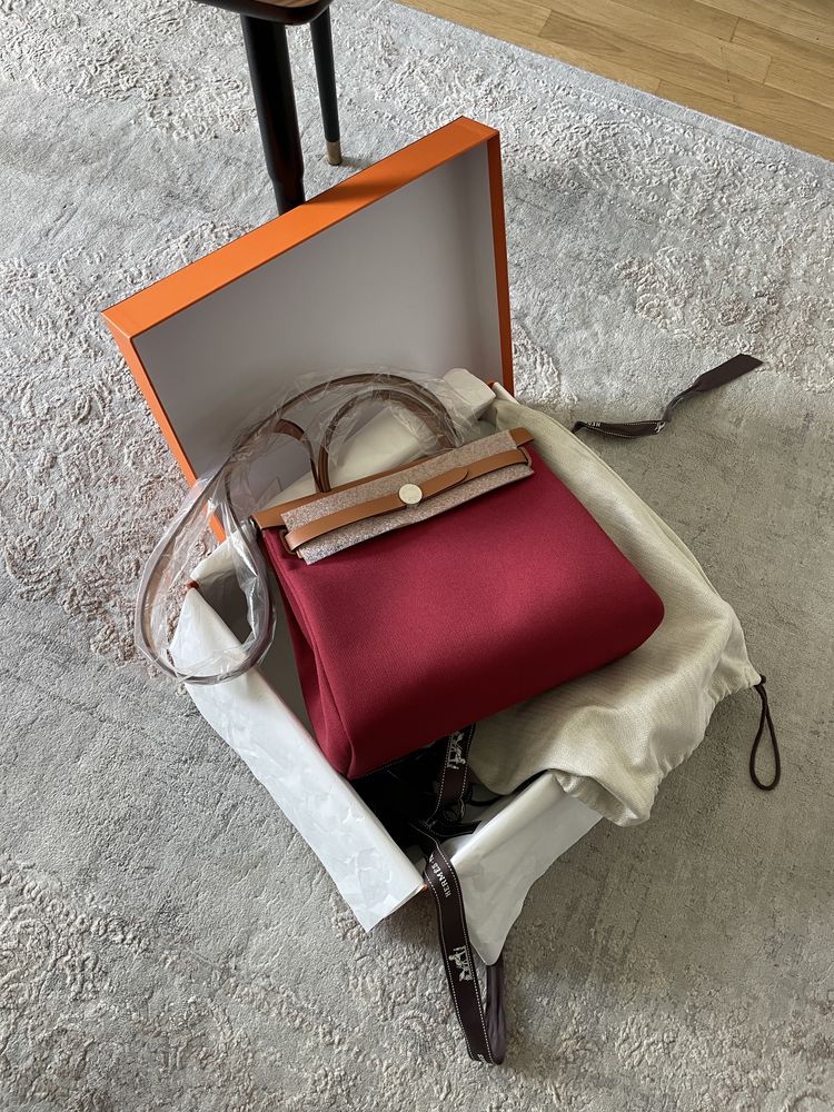 Продам новую сумку Hermes Herbag 31