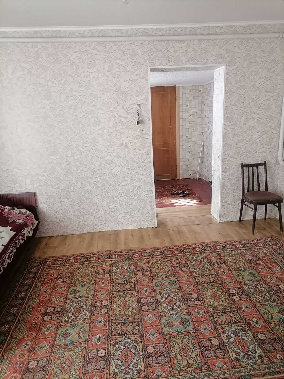 Продам дом и 1/2 часть дома в одном дворе. Основа,Жихарь