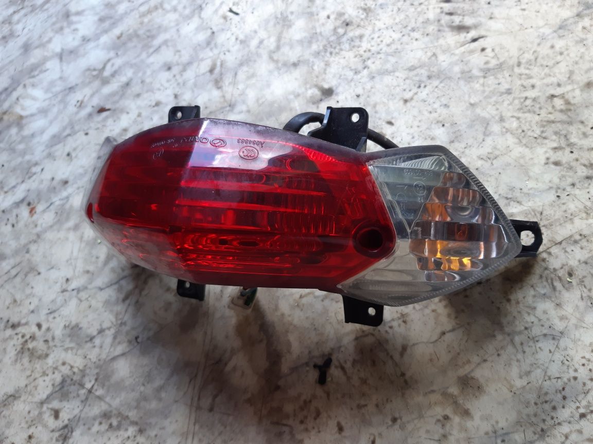 Peugeot Kisbee Lampa tył