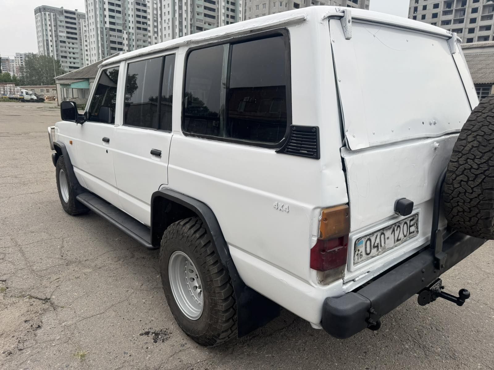 Nissan Patrol 1991рік 2,8дизель повний привід 4х4 гарний