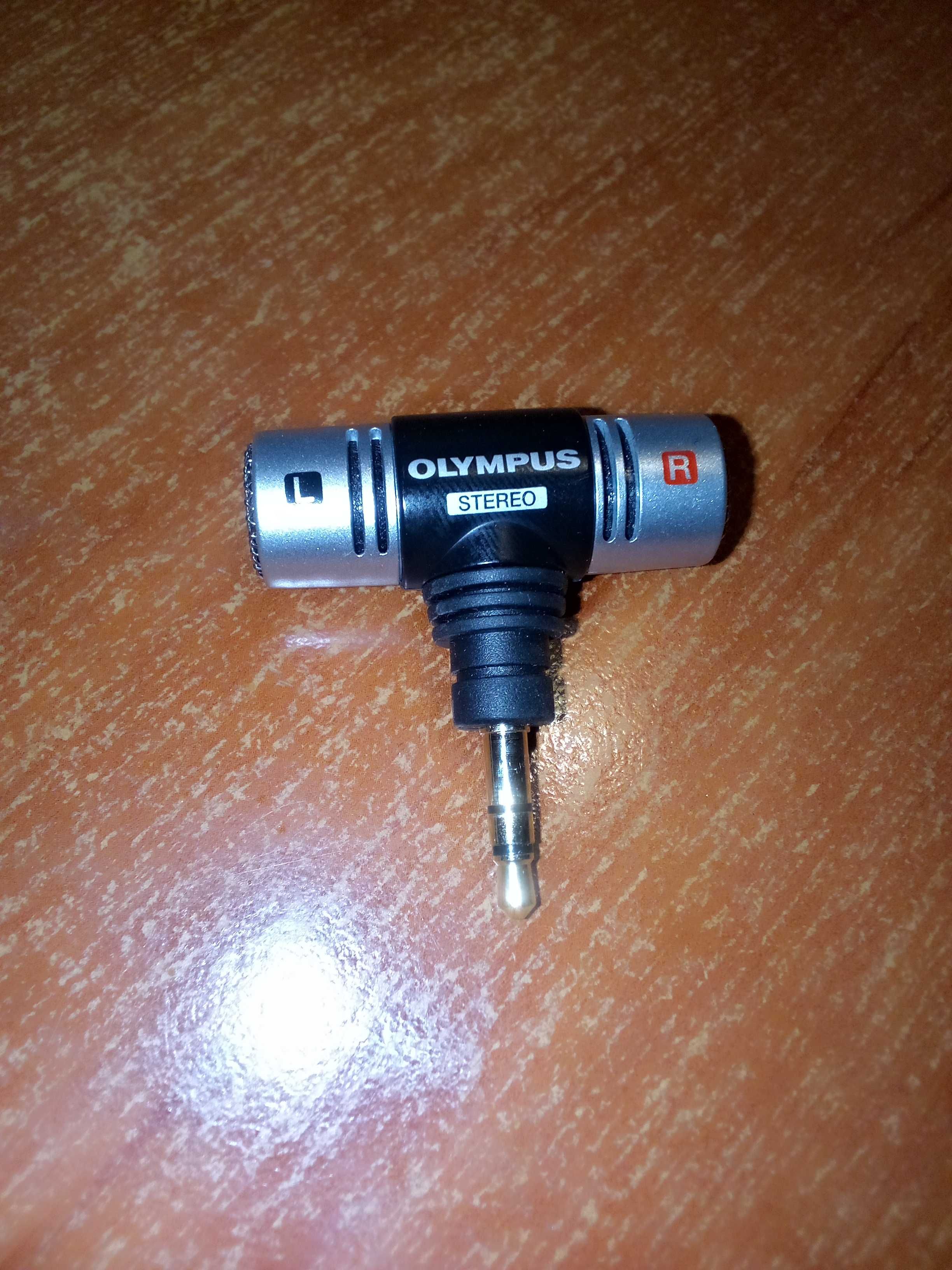Dyktafon Olympus WS750M,  mikrofon stereo Olympus ME51S