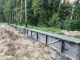 Szalunek ogrodzeniowy podmurówka lana pływajaca