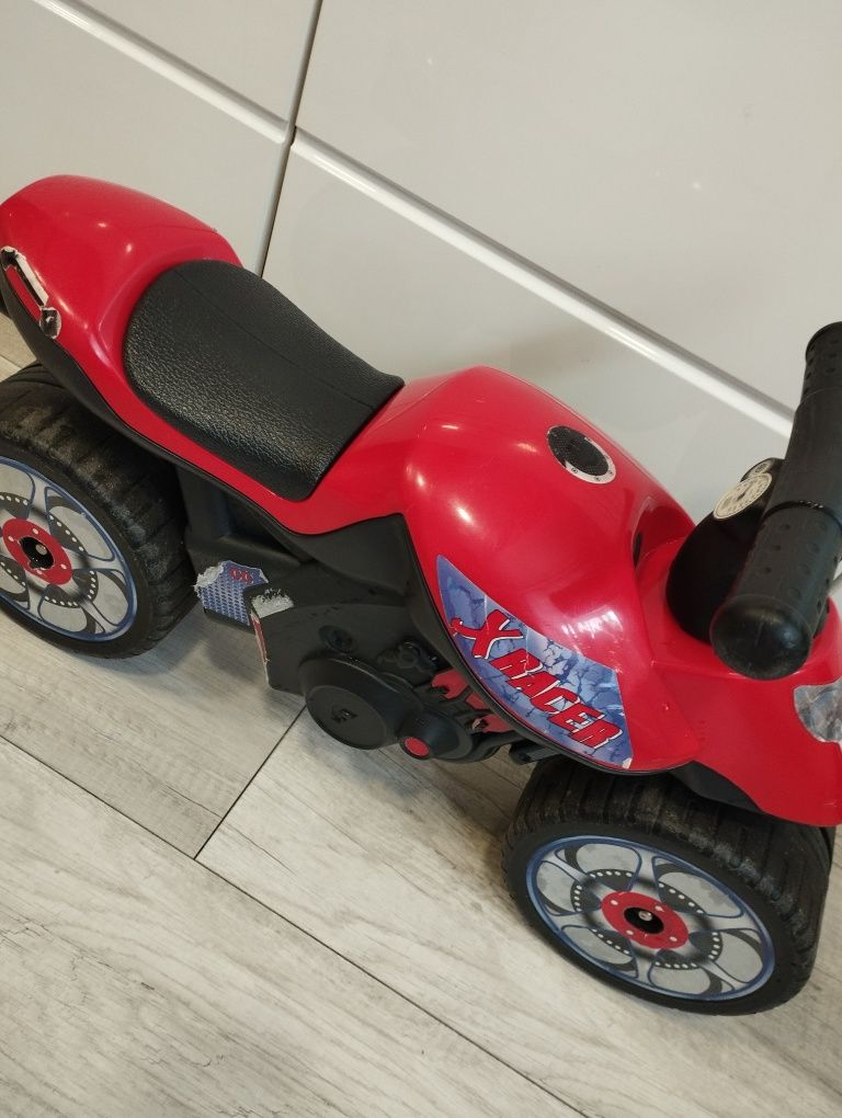 Motorek biegowy jeździk