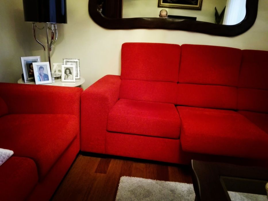 Vendo 2 Sofas em tecido.