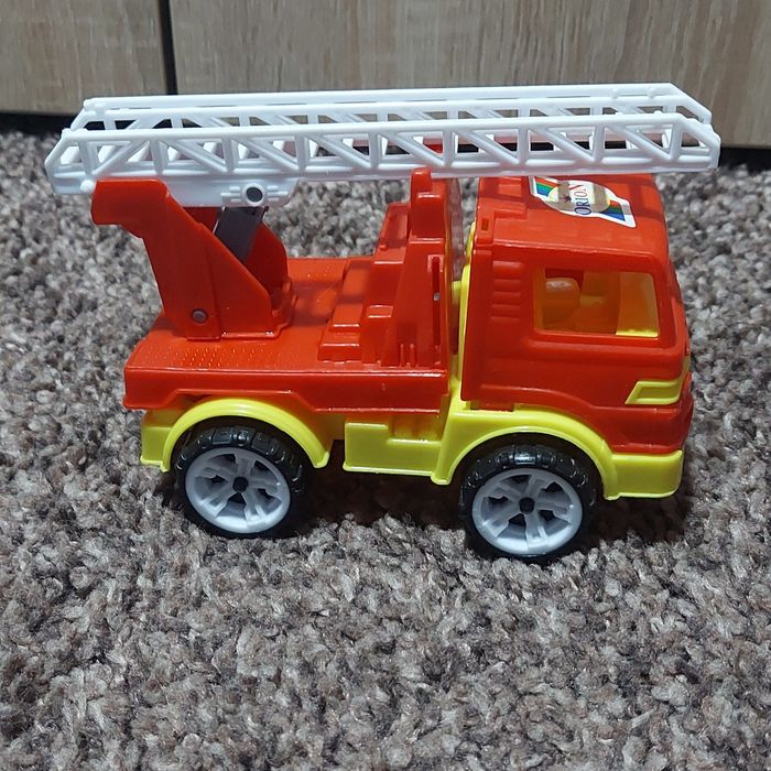 Автомобілі різні