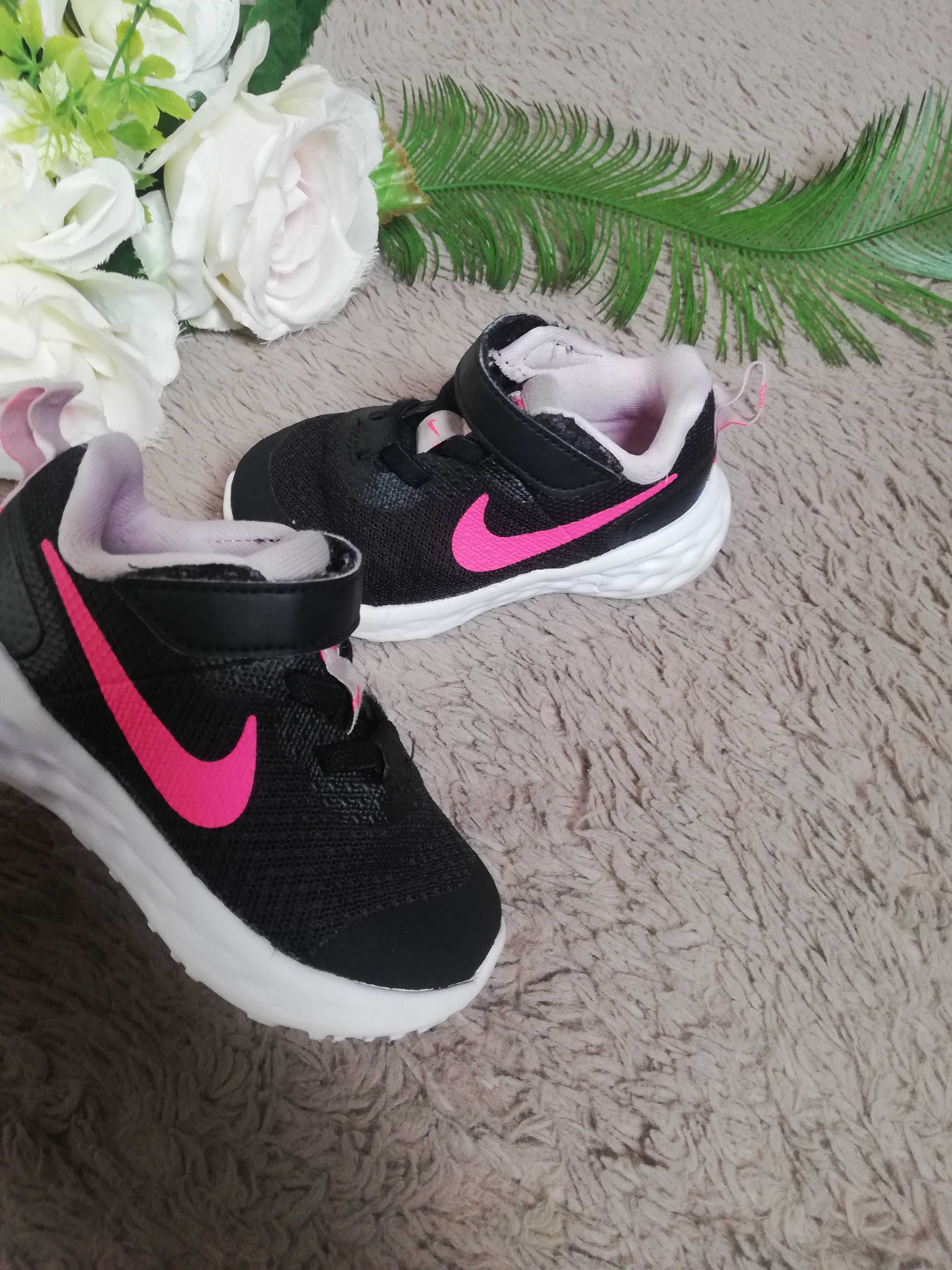 Buty do biegania Revolution 6