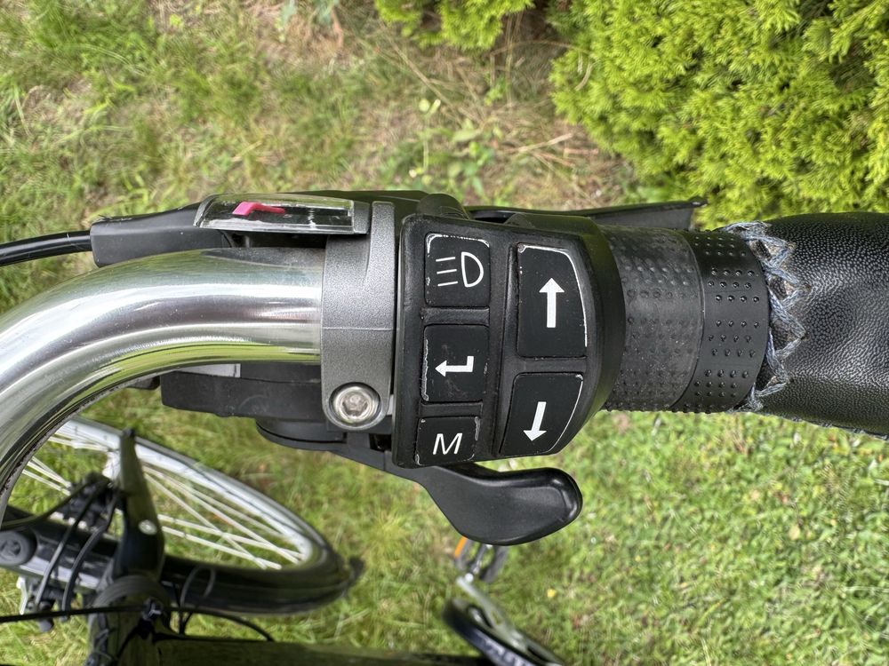 Na sprzedaż używany rower elektryczny marki KOGA.