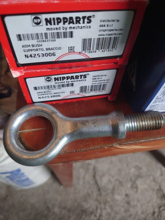 Запчасти на Вольво в50