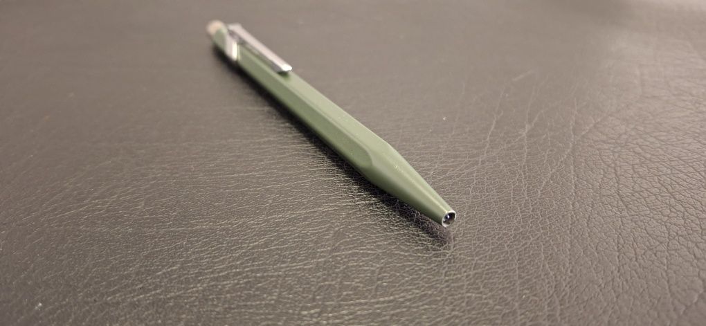Caran D'Ache 849