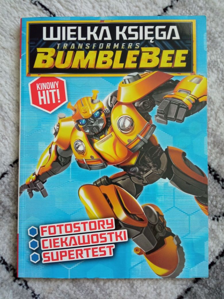 Transformers Wielka Księga Zadań Bumblebee i komiks Transformers