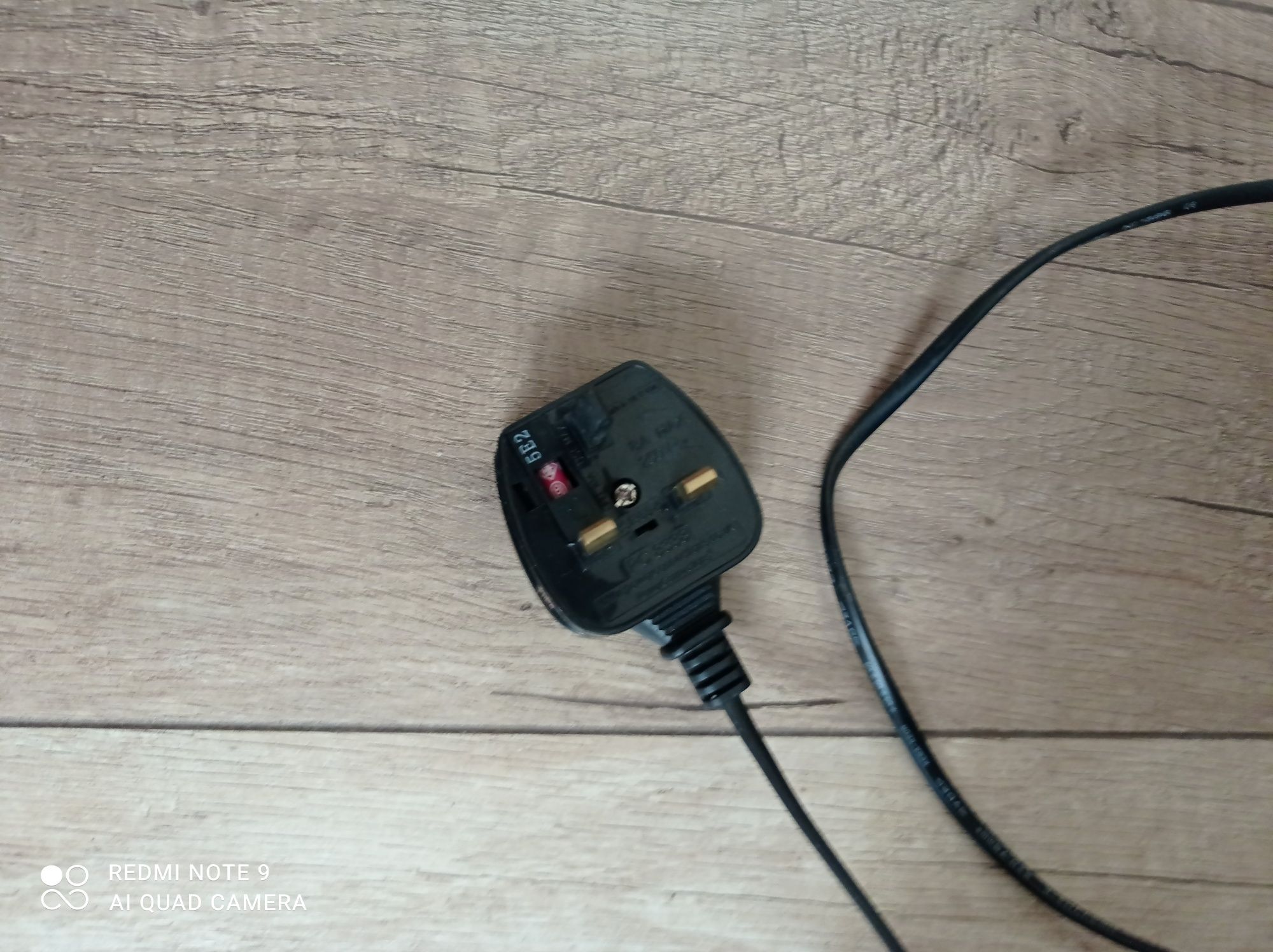 Philips NTX400, mocny głośnik idealny na imprezy lub domówki