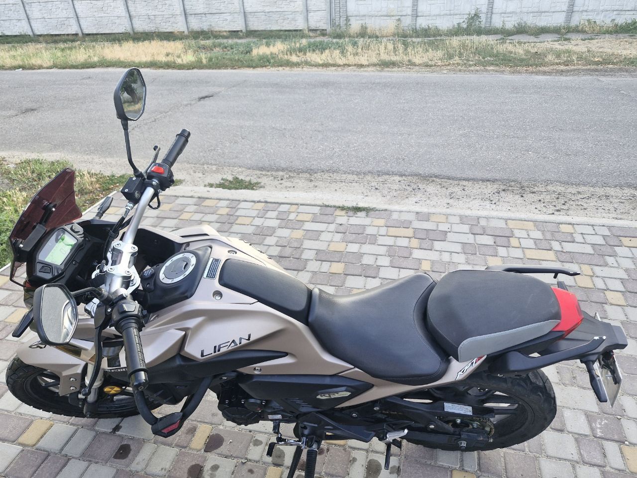 Продам Lifan KPT 200