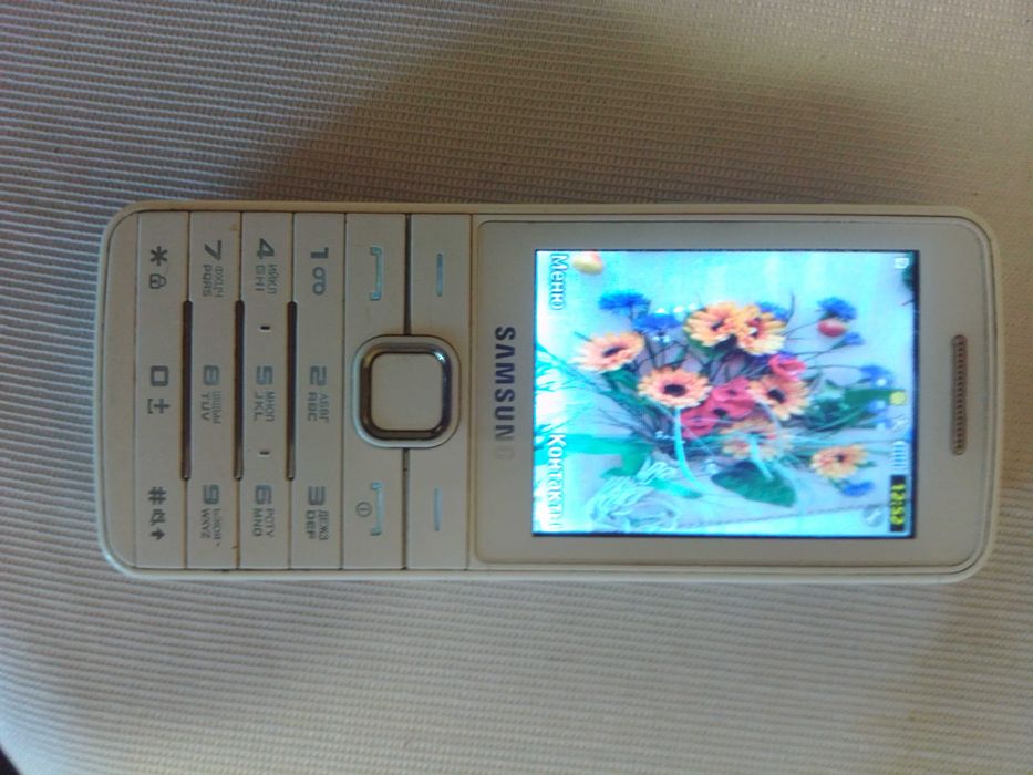 Продается телефон SAMSUNG