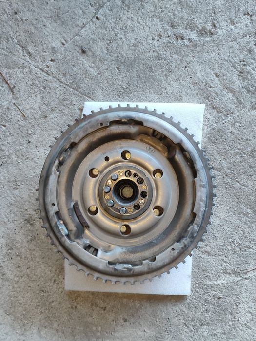 Маховик демпферний Nissan X-Trail (T30) 01-07 12310AW400 Б/У