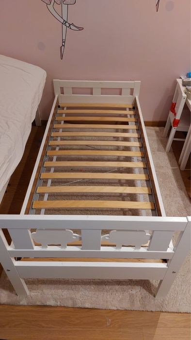 Łóżko dla dziewczynki Ikea