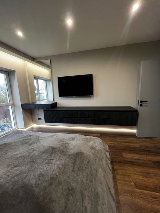 Продаж 1\2 котеджу з ремонтом у Бірках