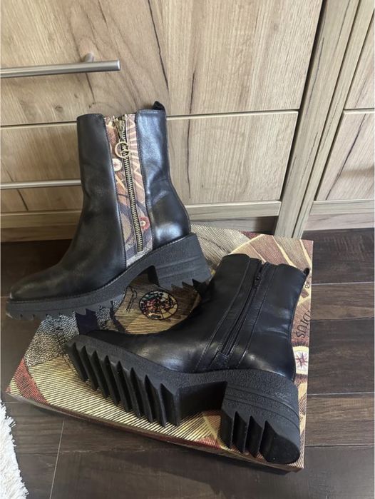 Черевики, ботінки Elisabetta Franchi