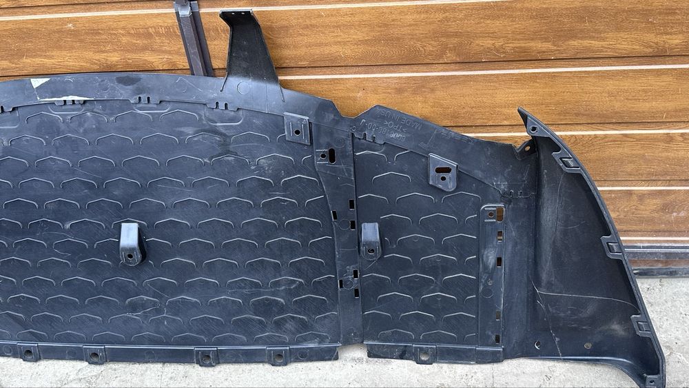 Захист заднього бампера tesla model s