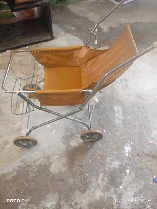 carrinho de bebe vintage em excelente estado